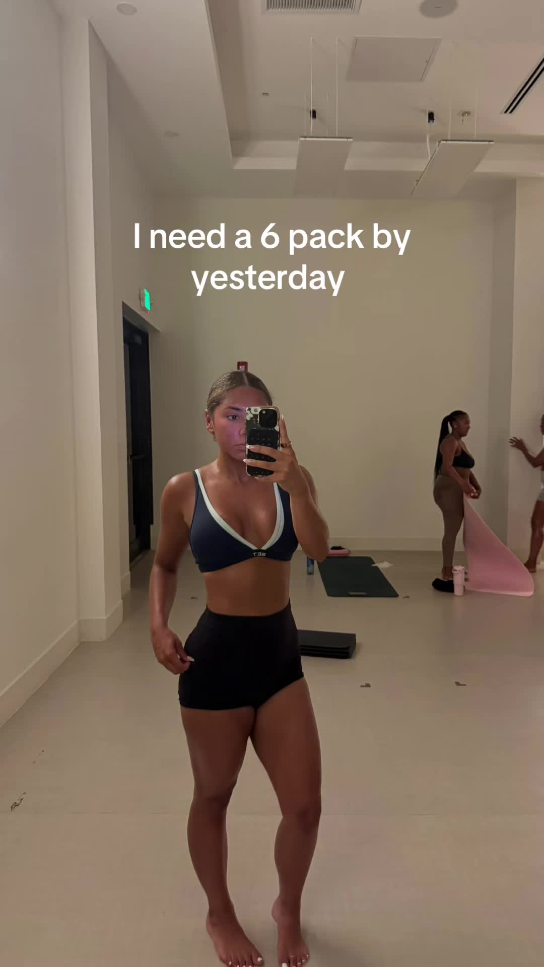 @behinnaloaf333