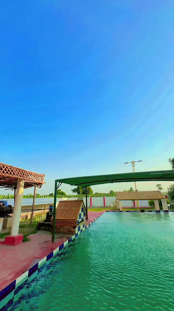 @AZADAR FRAMHOUSE 🌊🩵