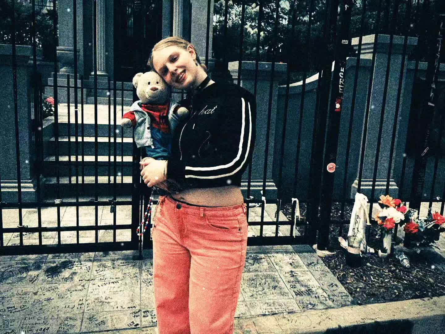 @candycage