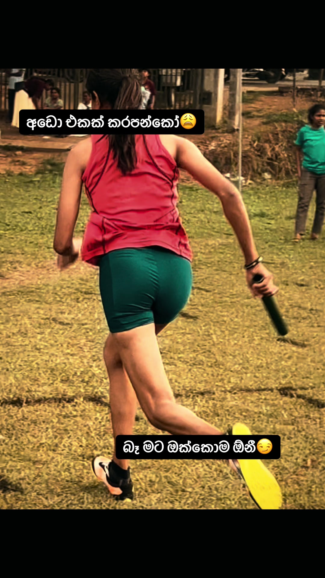 @Lawaa 🤨😏 (26518😇)