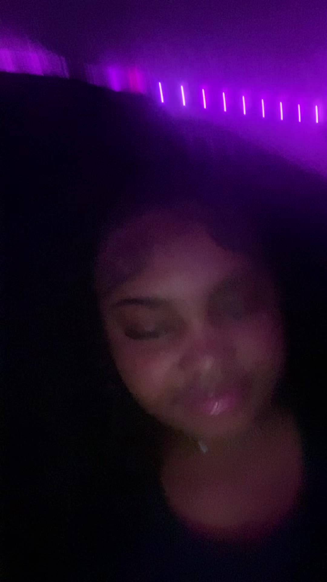 @queenb