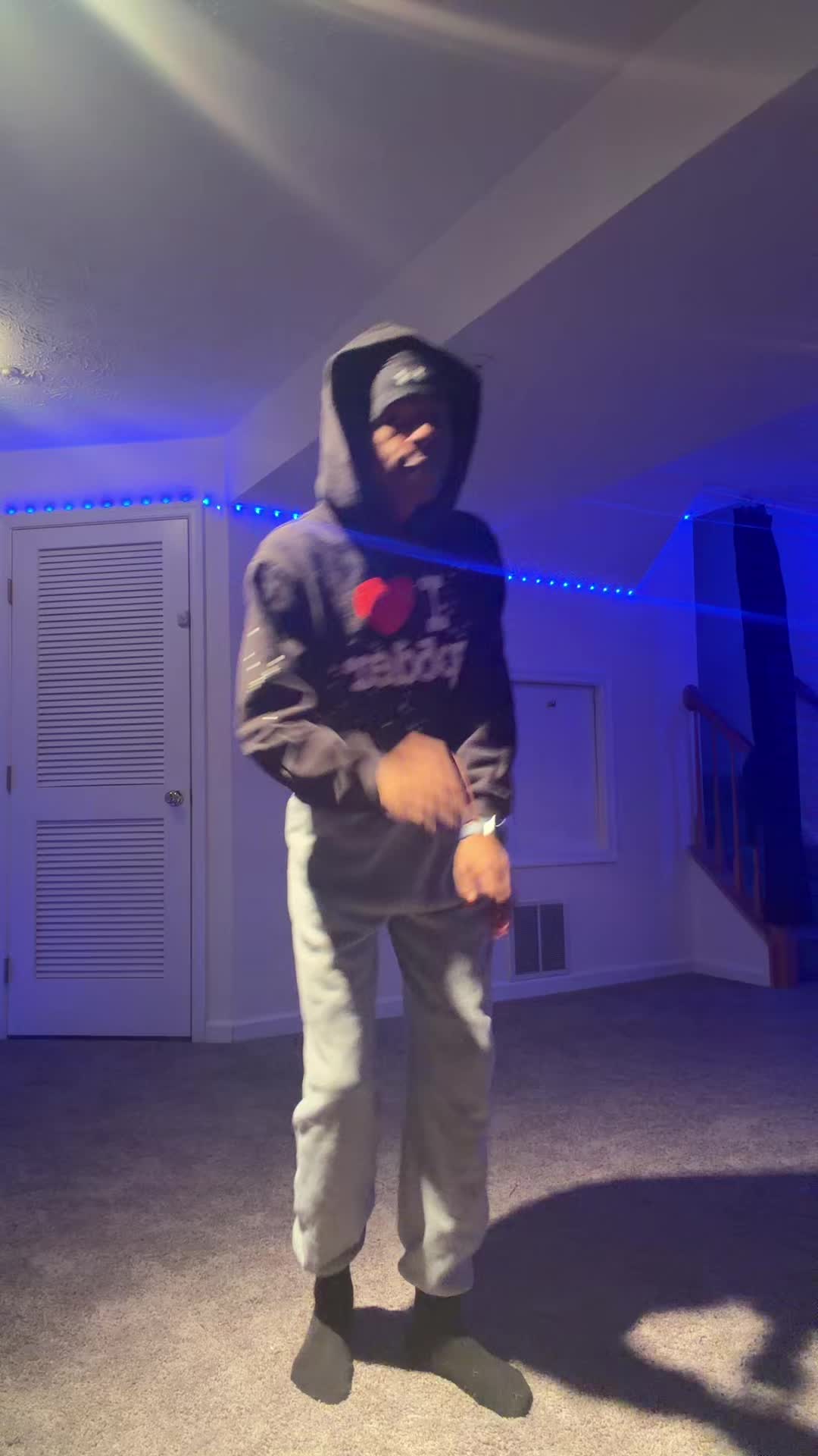 @mr.hunnitrackzz🕺