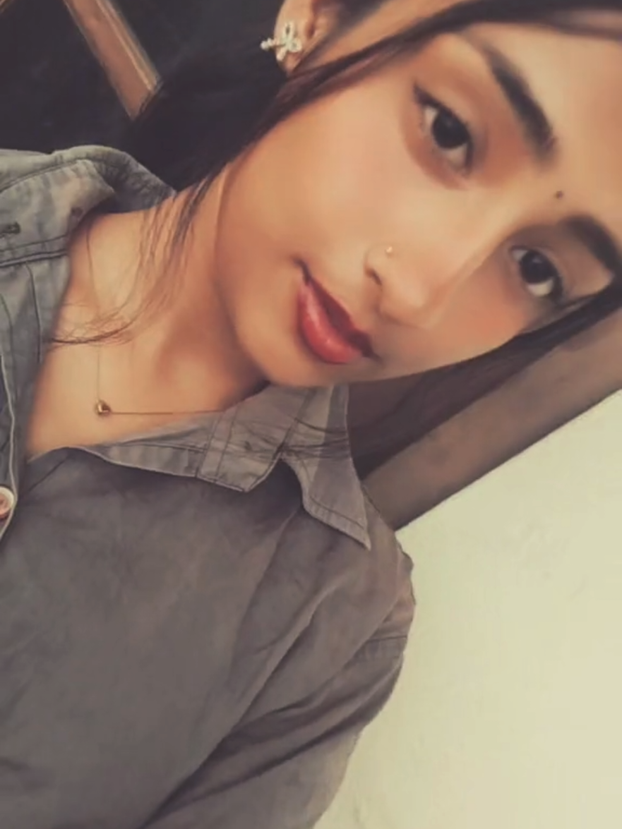 @आयु JHA✨🕊️