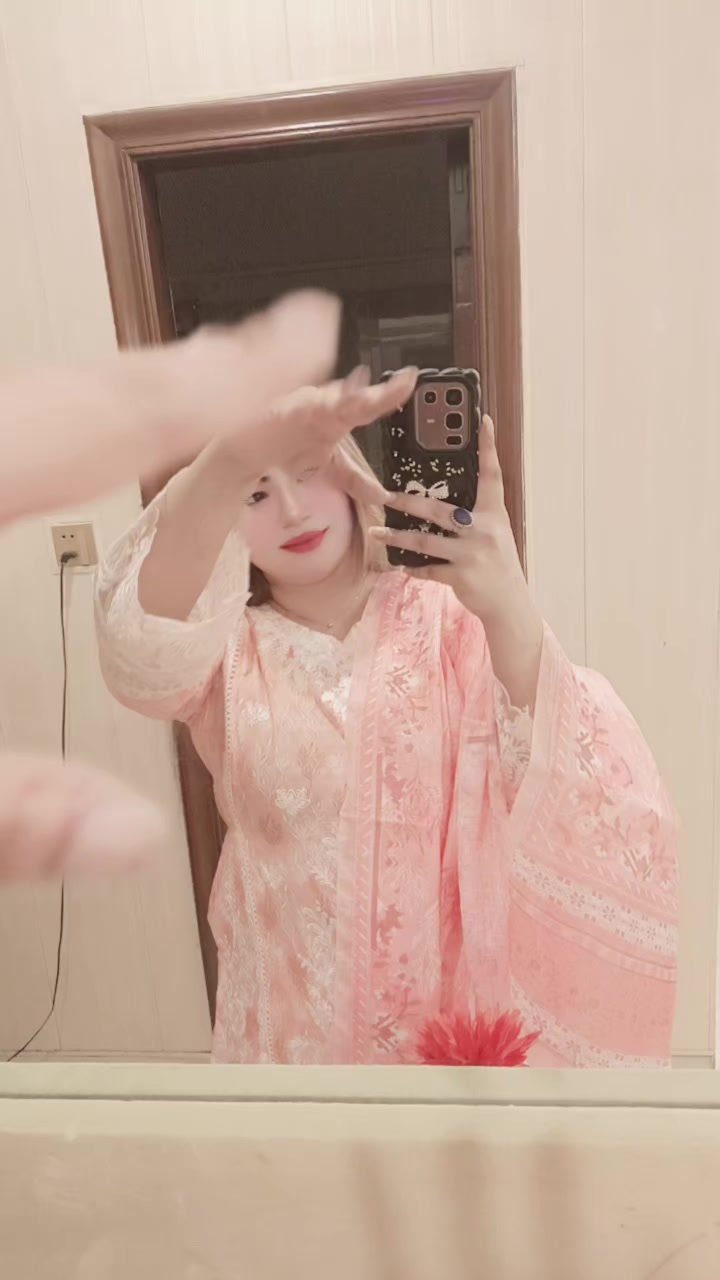 @komal gg
