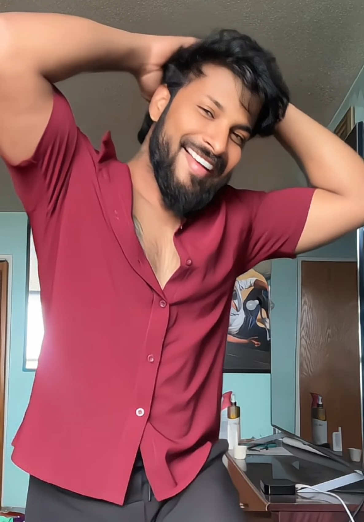 @Dhilak