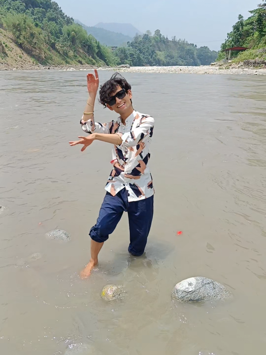 @MONC_Adhikari😍🙏💕