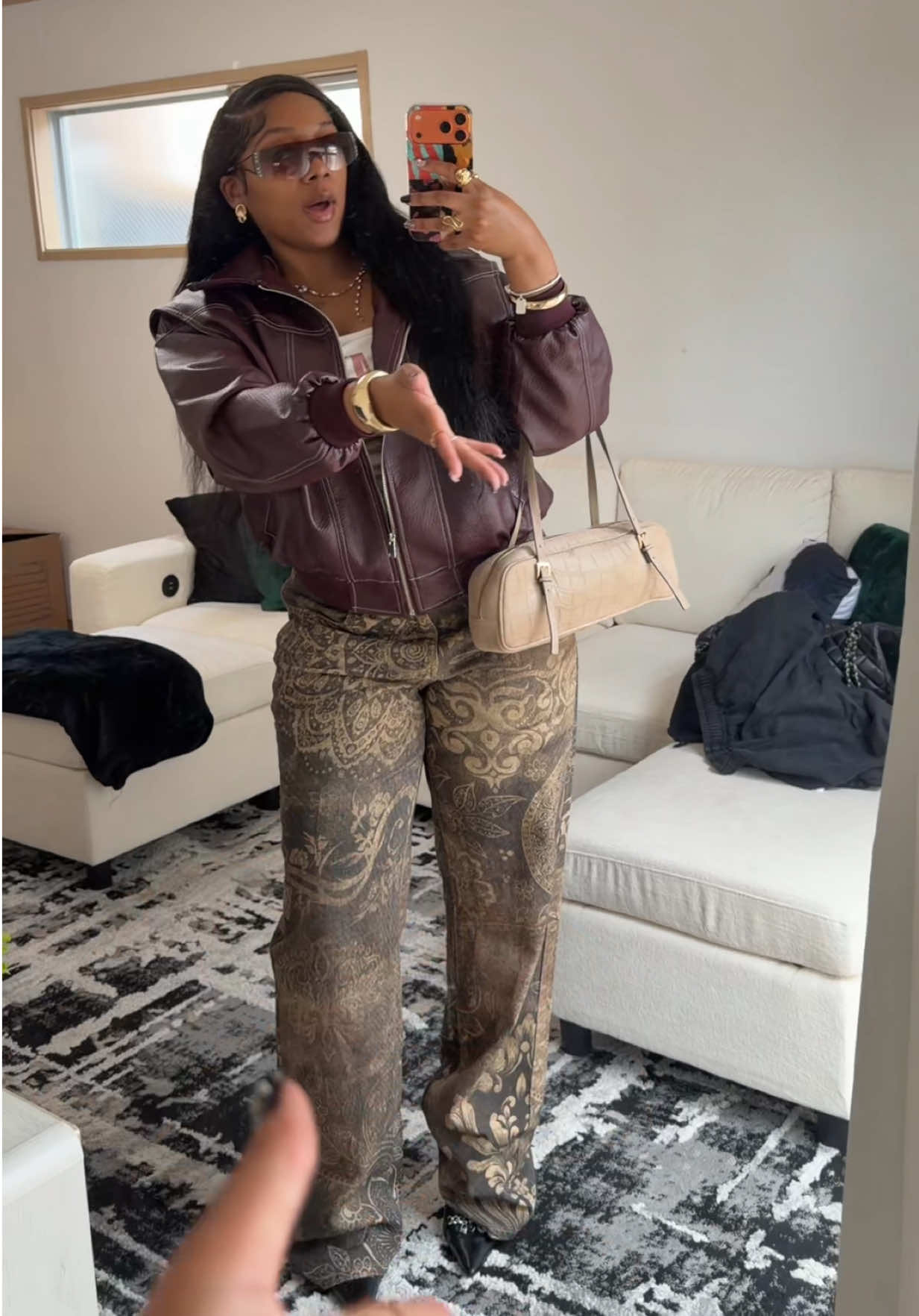 @KhyaWhya