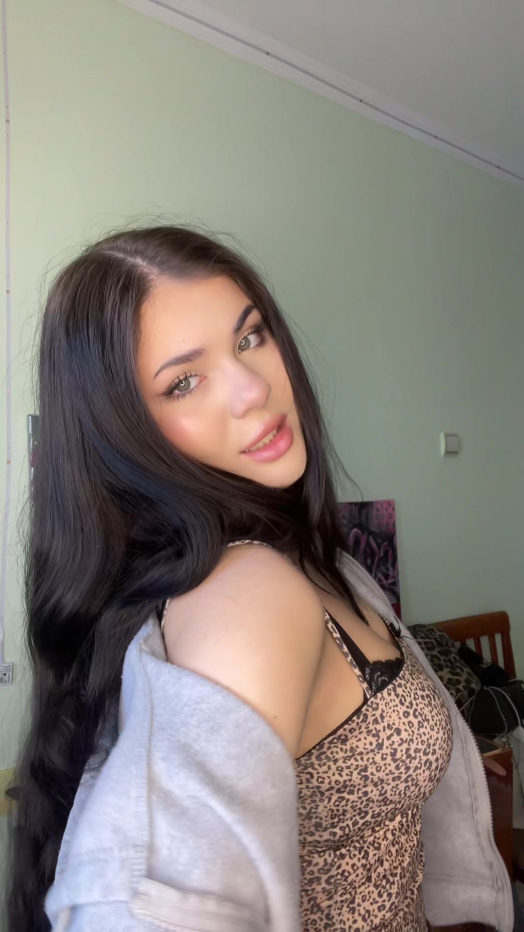 @Milana