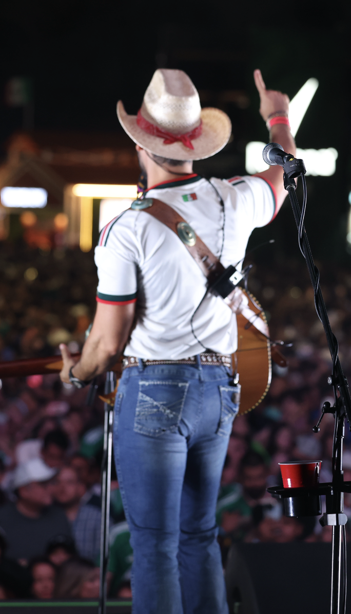 @Grupolaleyenda