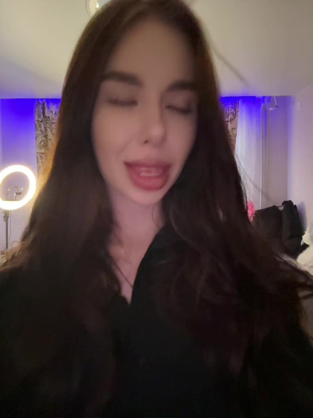 @lenakssss