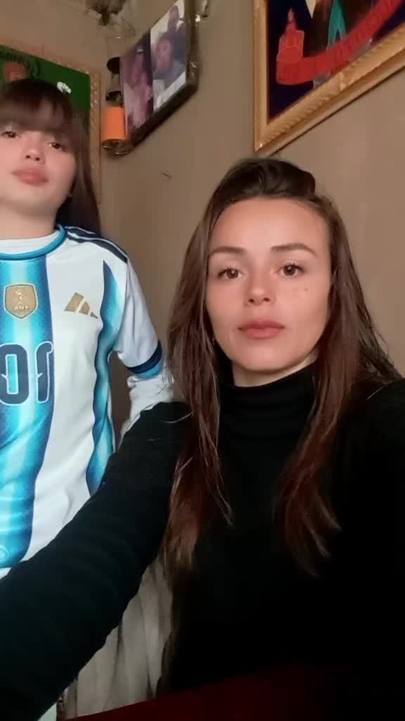@giuliana ayala