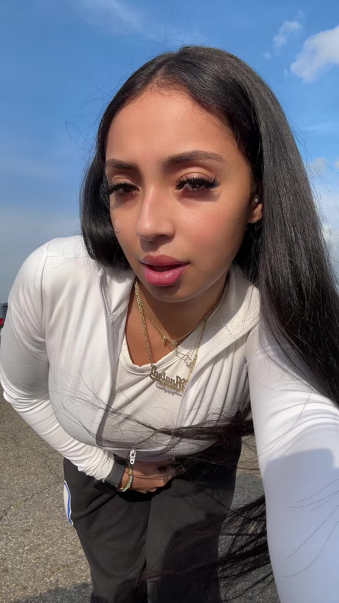 @Anaira ✨