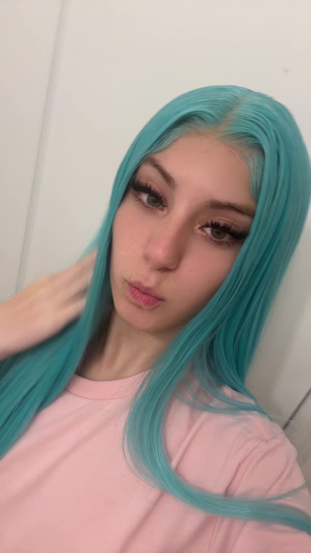 @️