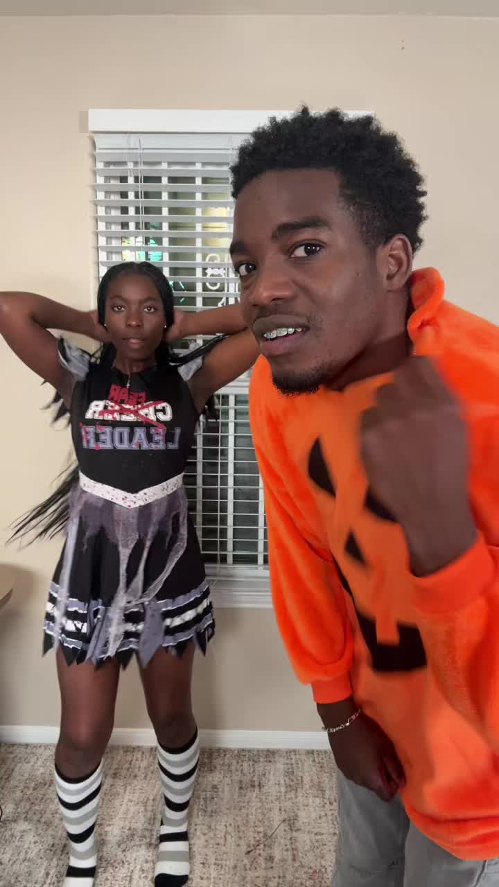 @Danise🦂