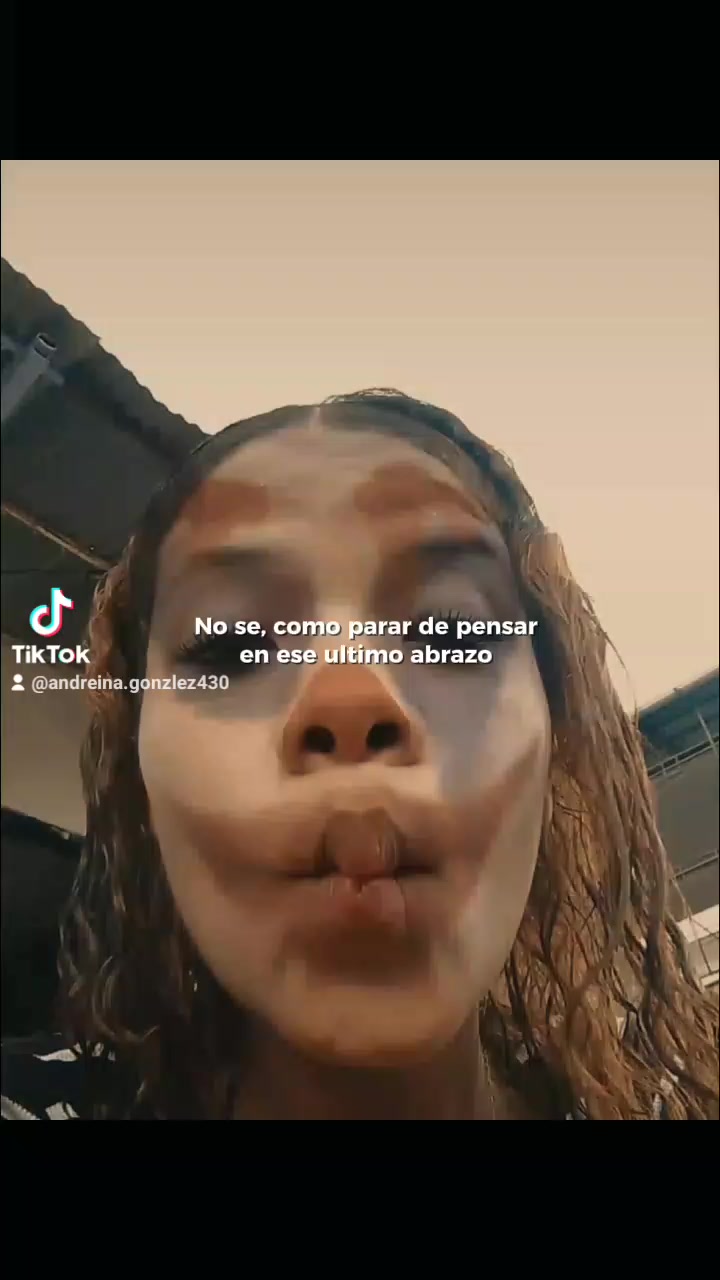 @Andreina González