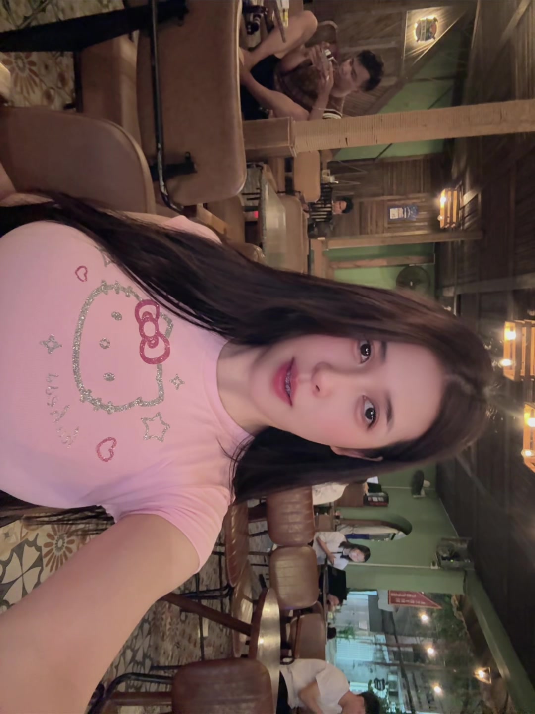 @Hello các vợ