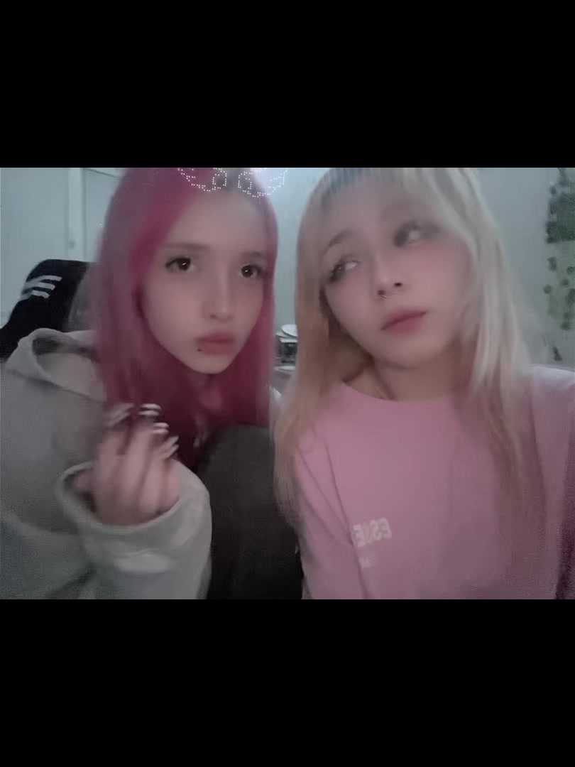 @KeeshiMoshi
