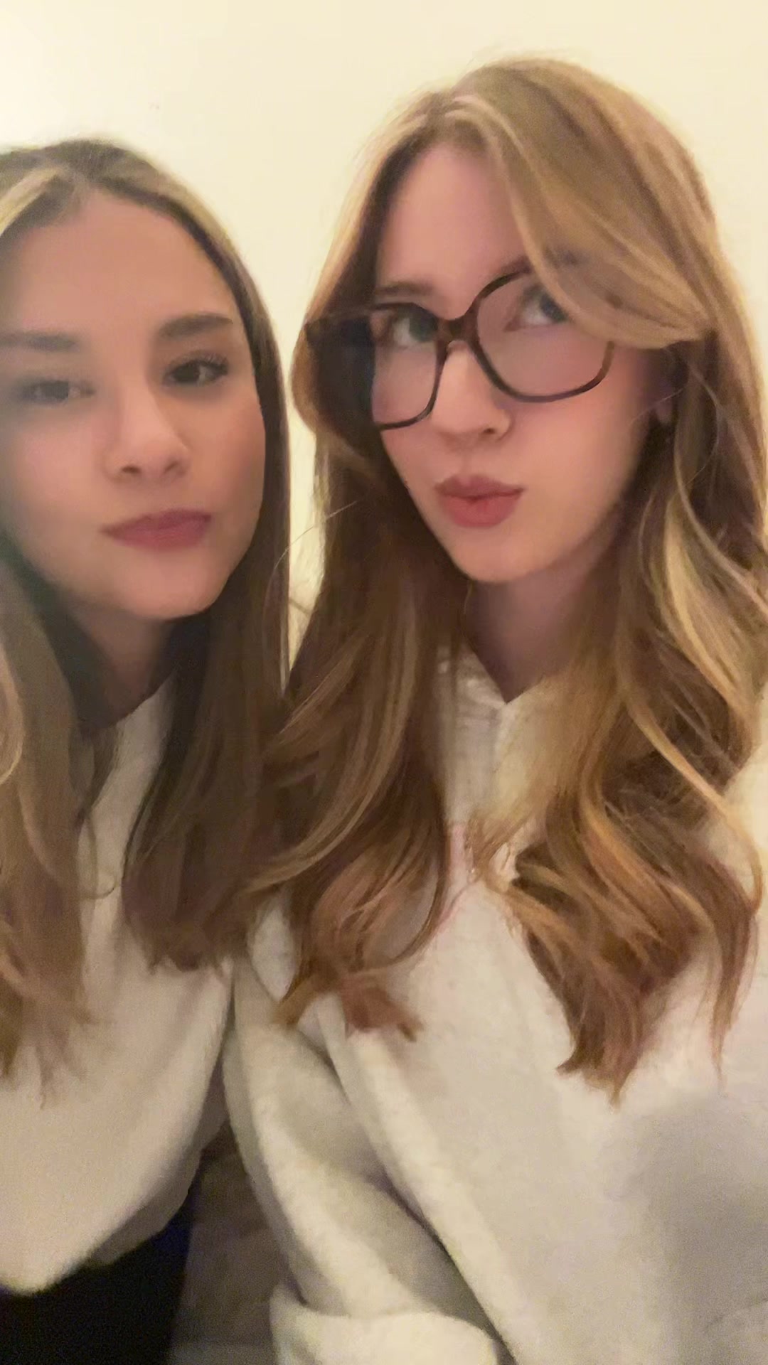 @ellamacraee_