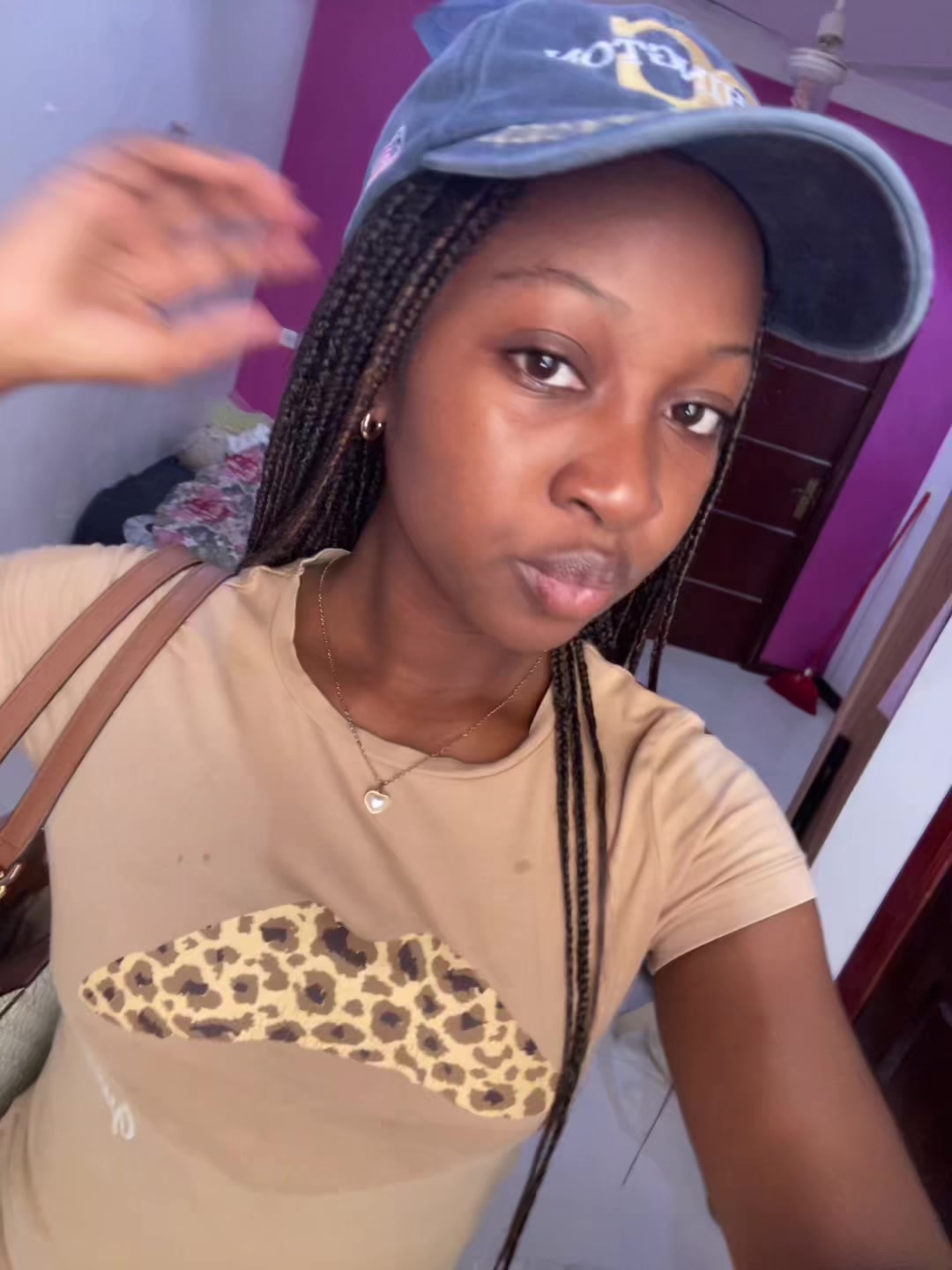 @𝒩𝓈𝒽𝒾𝓇𝒶🧚🏽&zwj;♀️