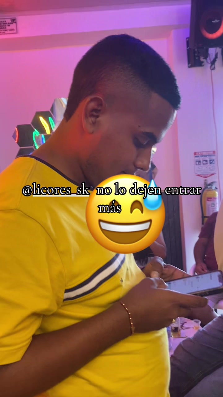 @Elenabrachocambar