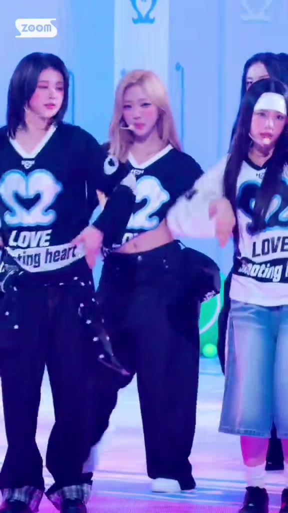 @#1 loona anti