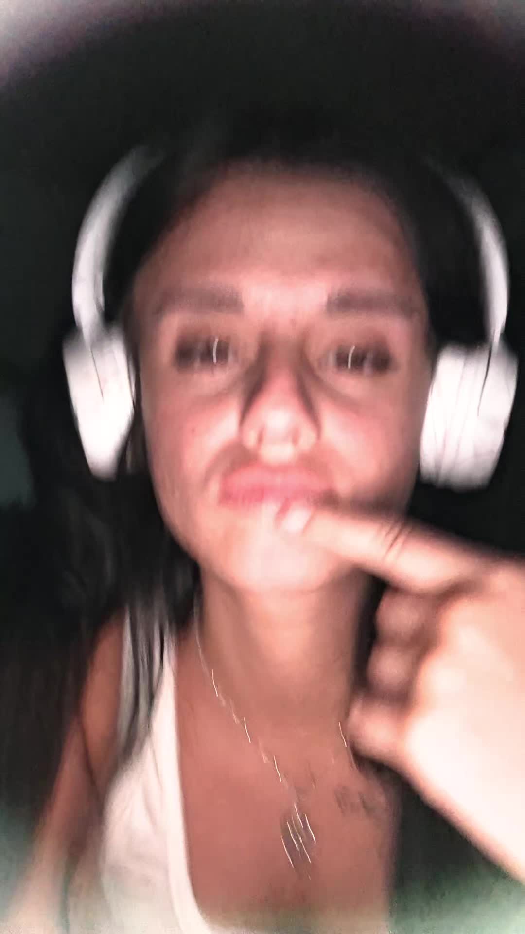 @janathebanananaaa