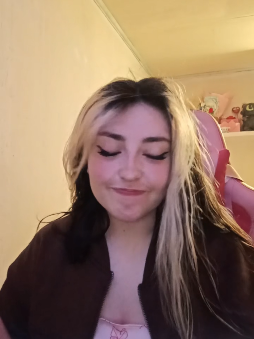 @aksuiqiio