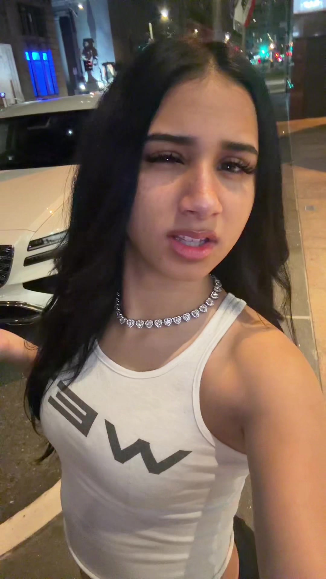 @⃟