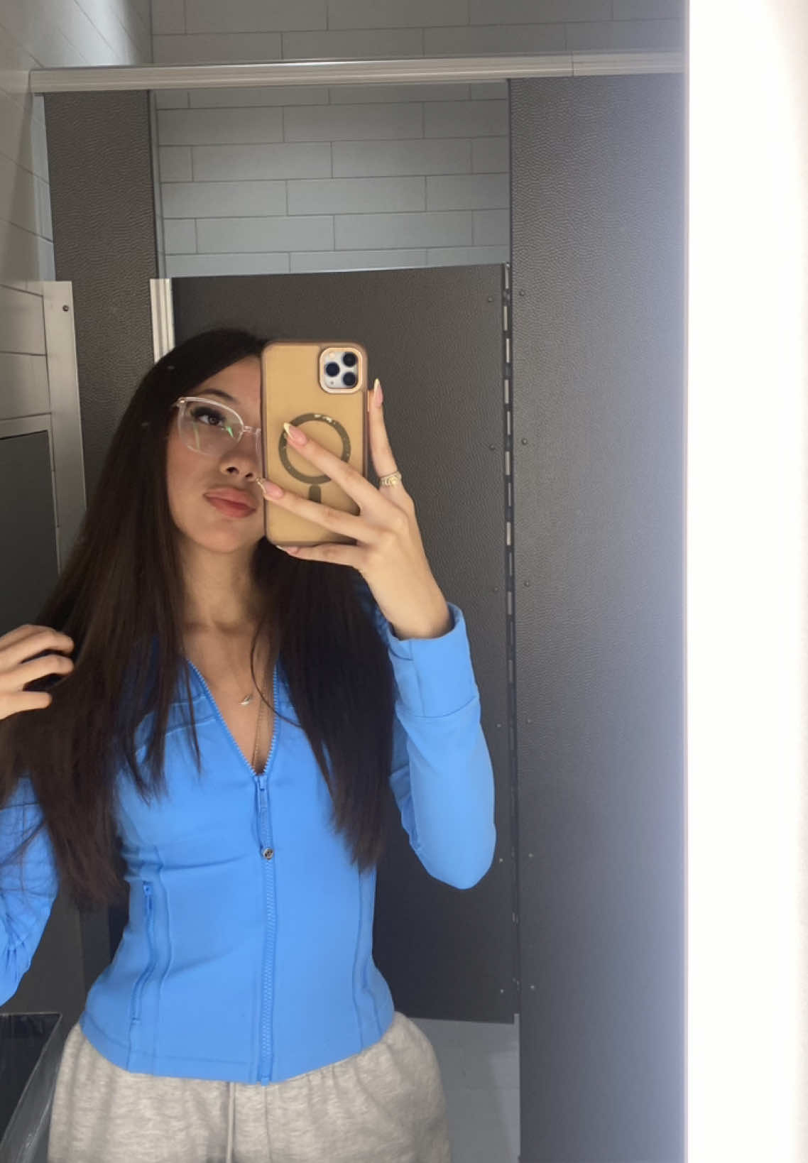 @AR