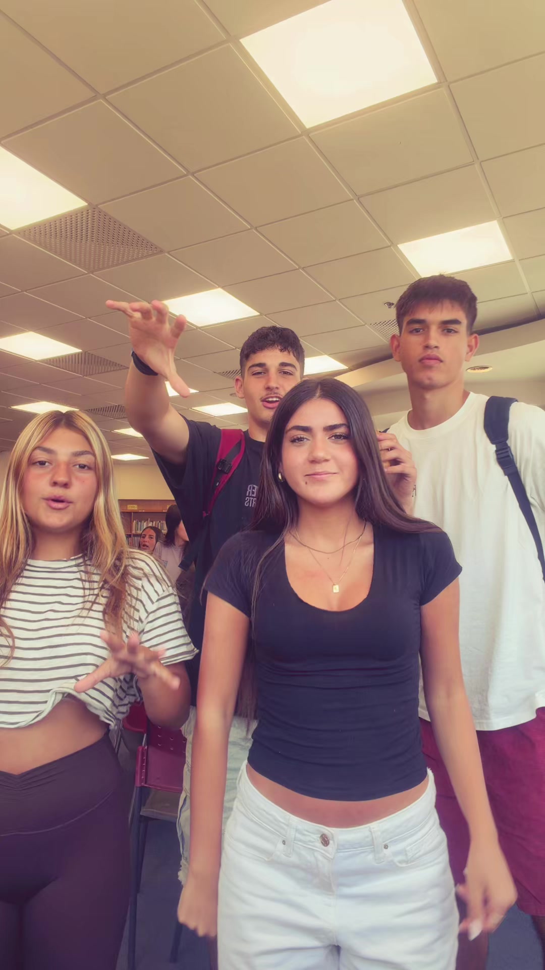 @בנות שכבג אפיק 🧞&zwj;♀️