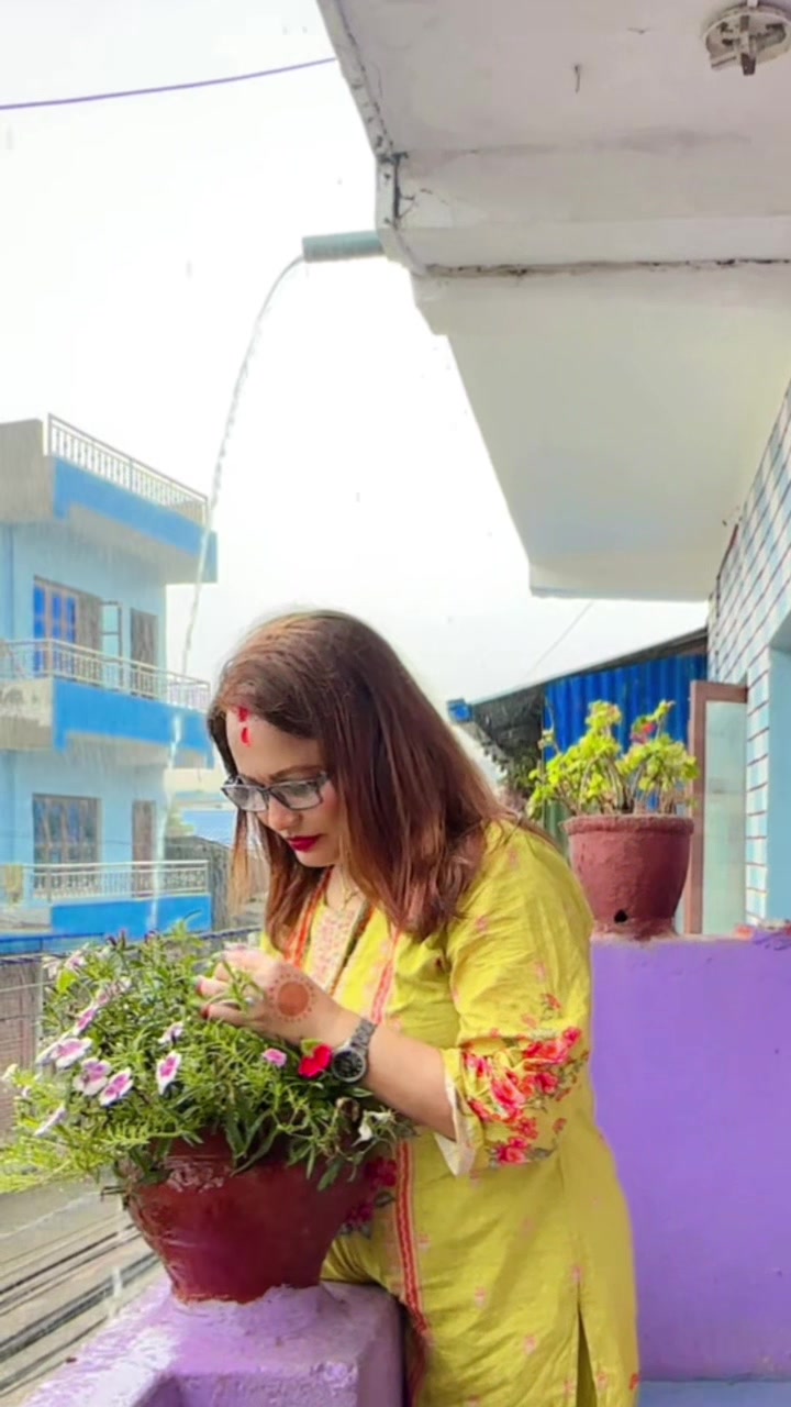 @🧿Urmila Upreti 🥰