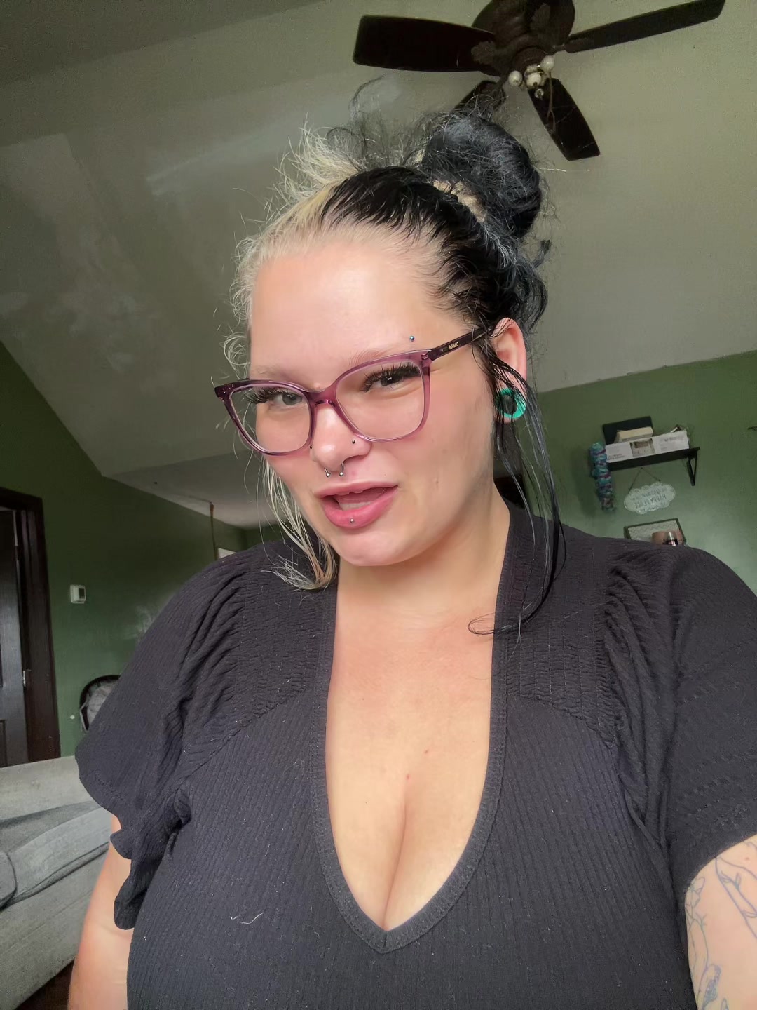 @Liv