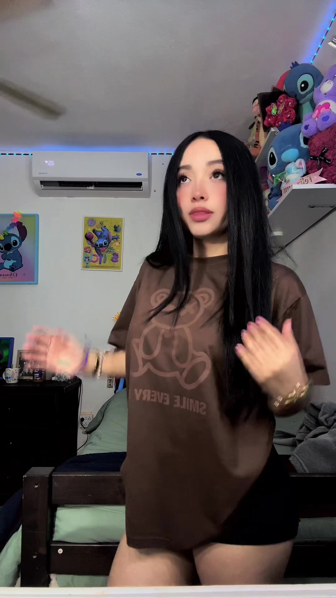 @ღM E L
