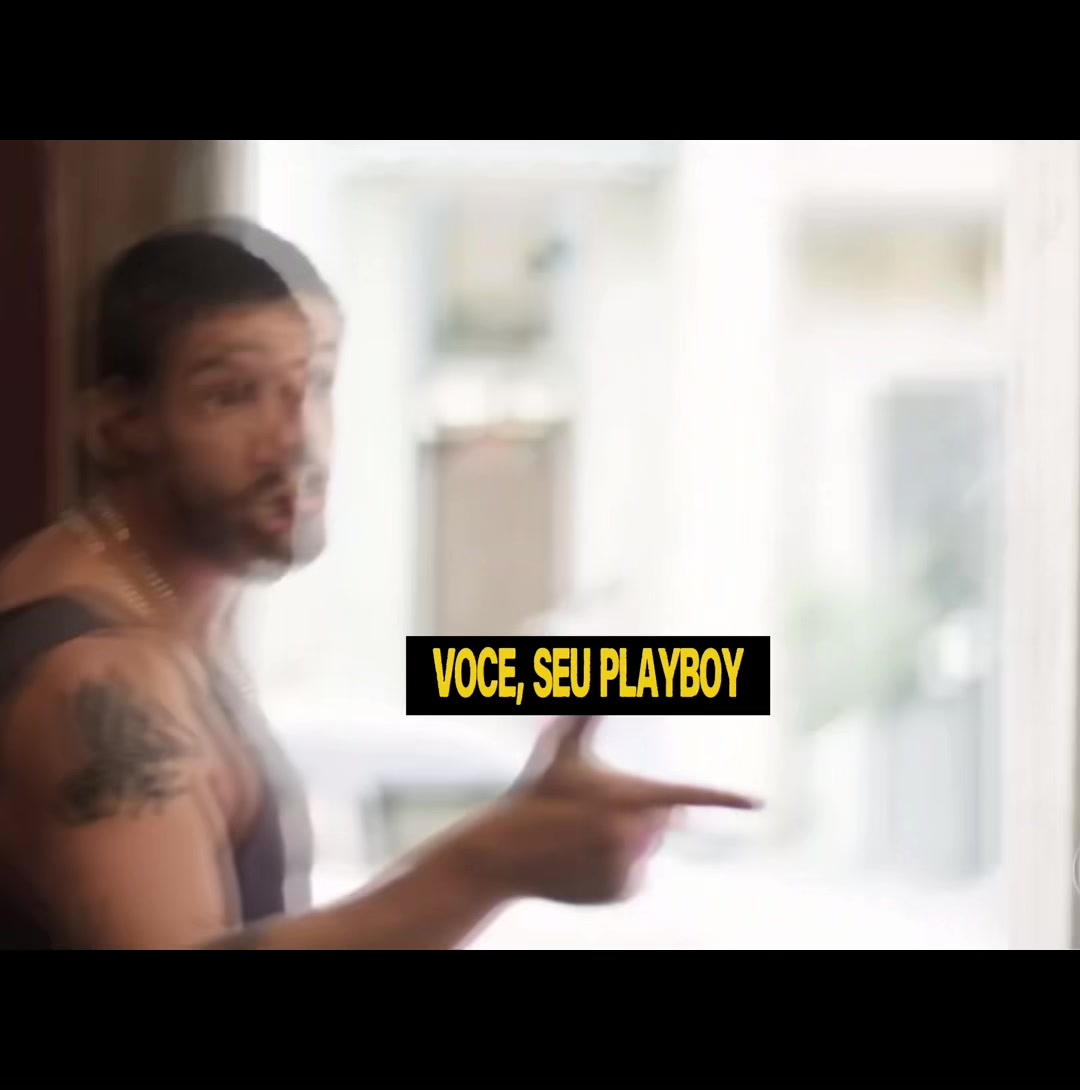 @🦅