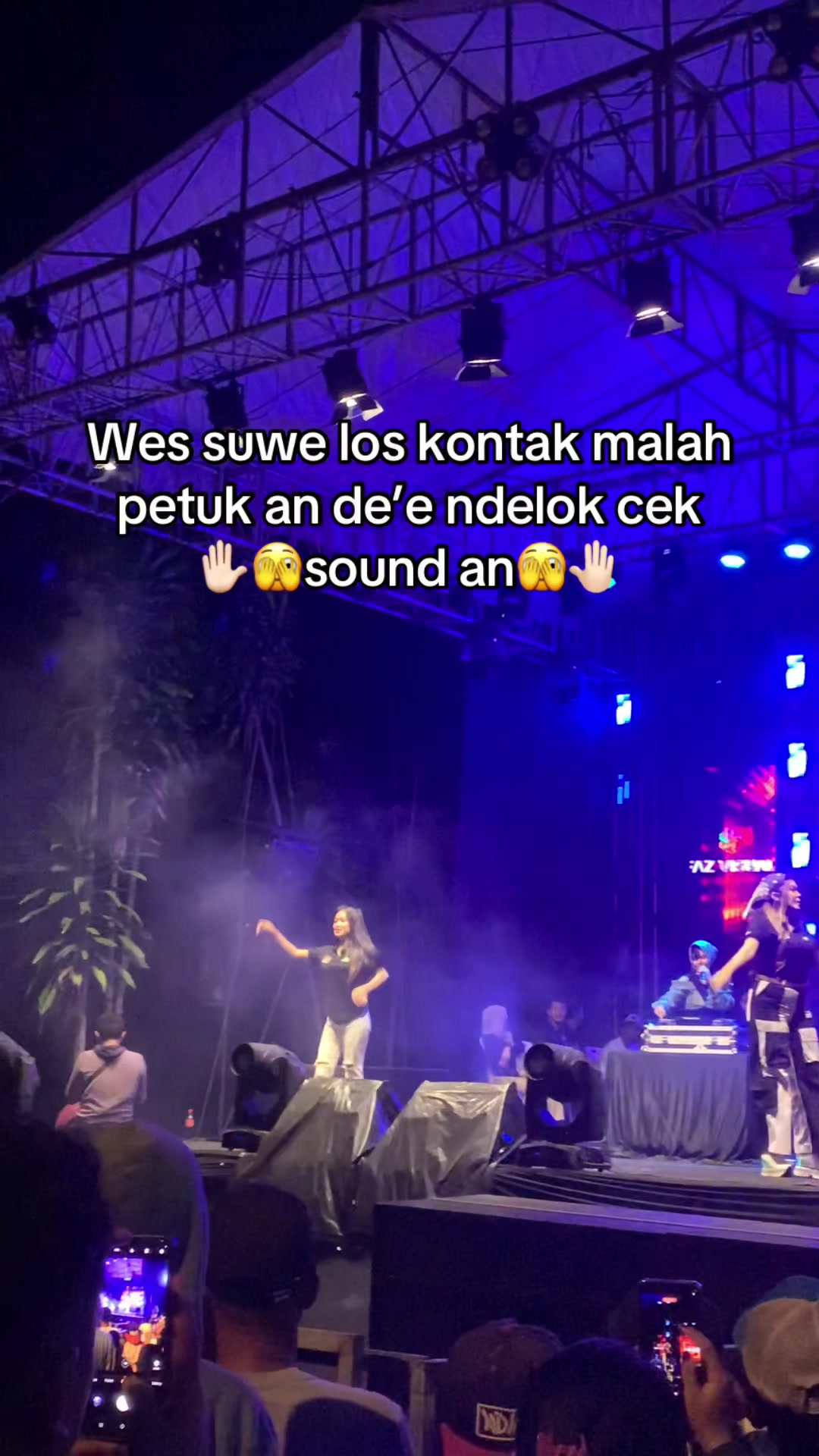@Hanya konten