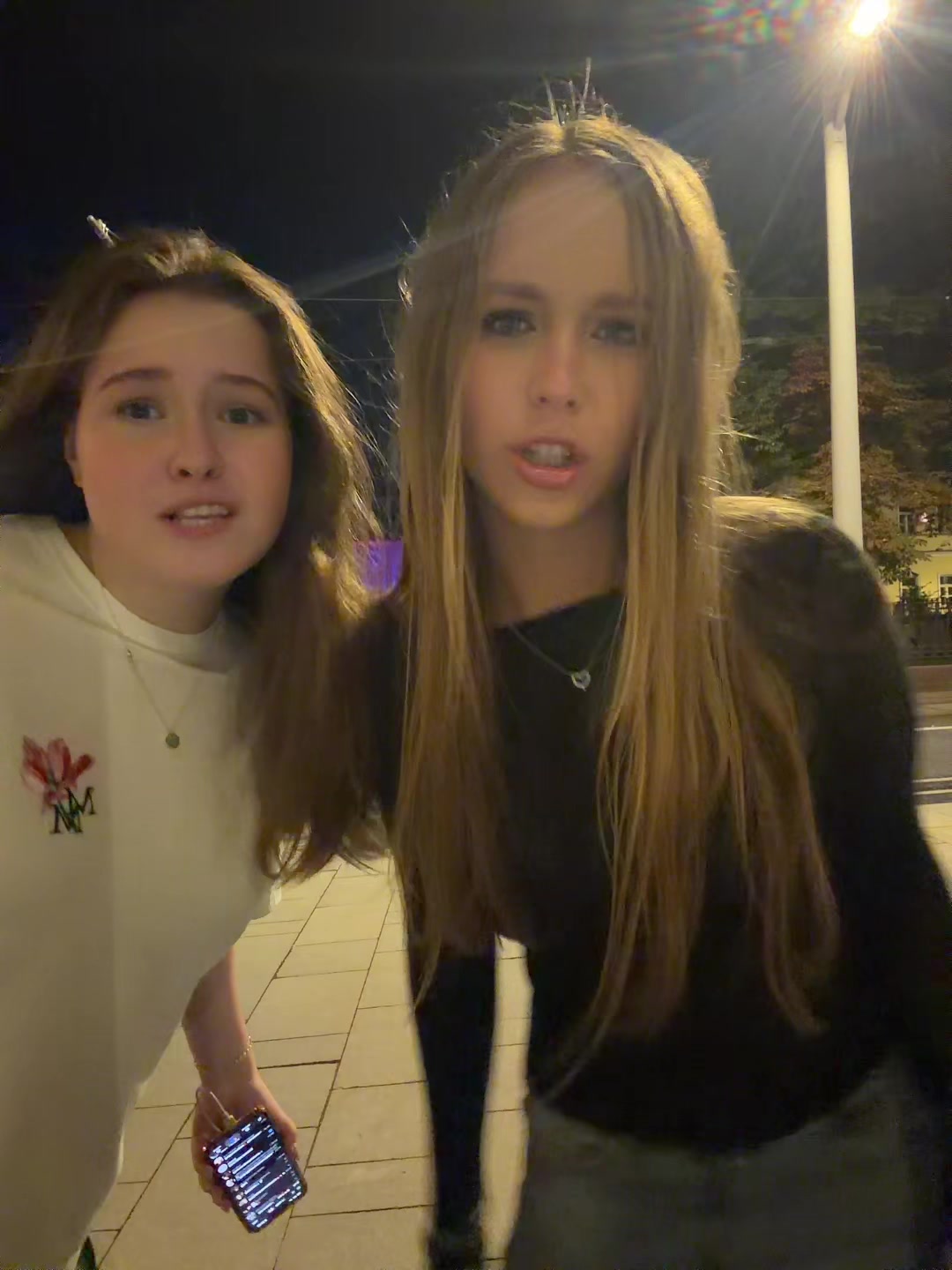 @arinkk