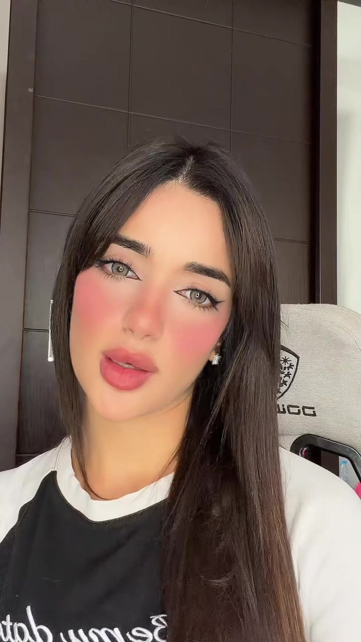 @Carol🌺🧸