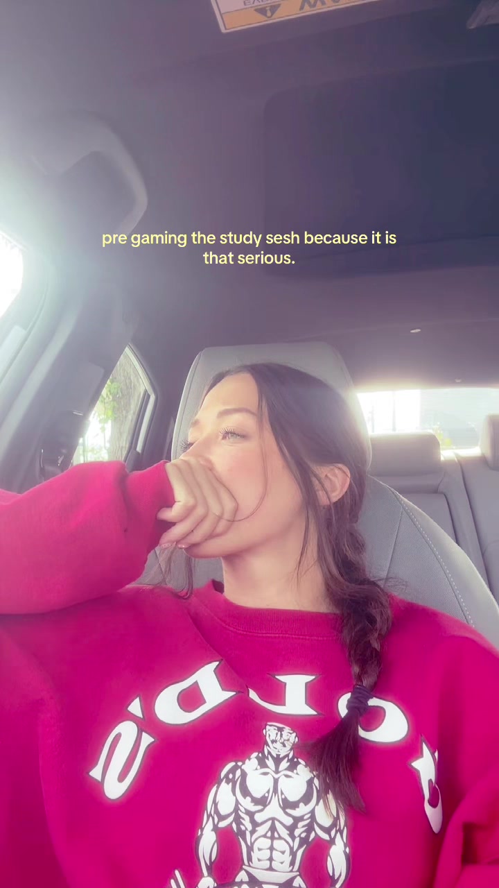@k8lyn2004
