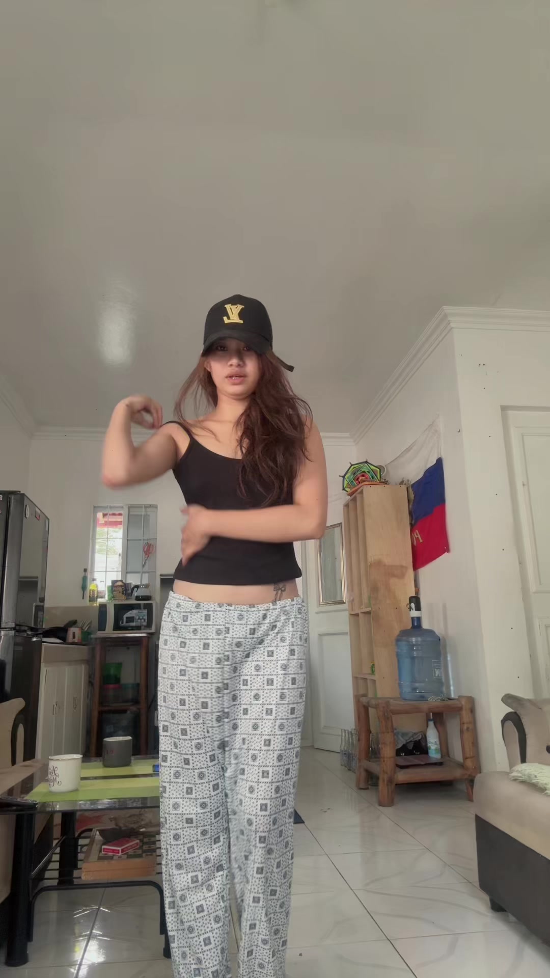 @ivycueba