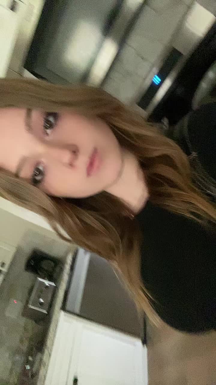 @👤