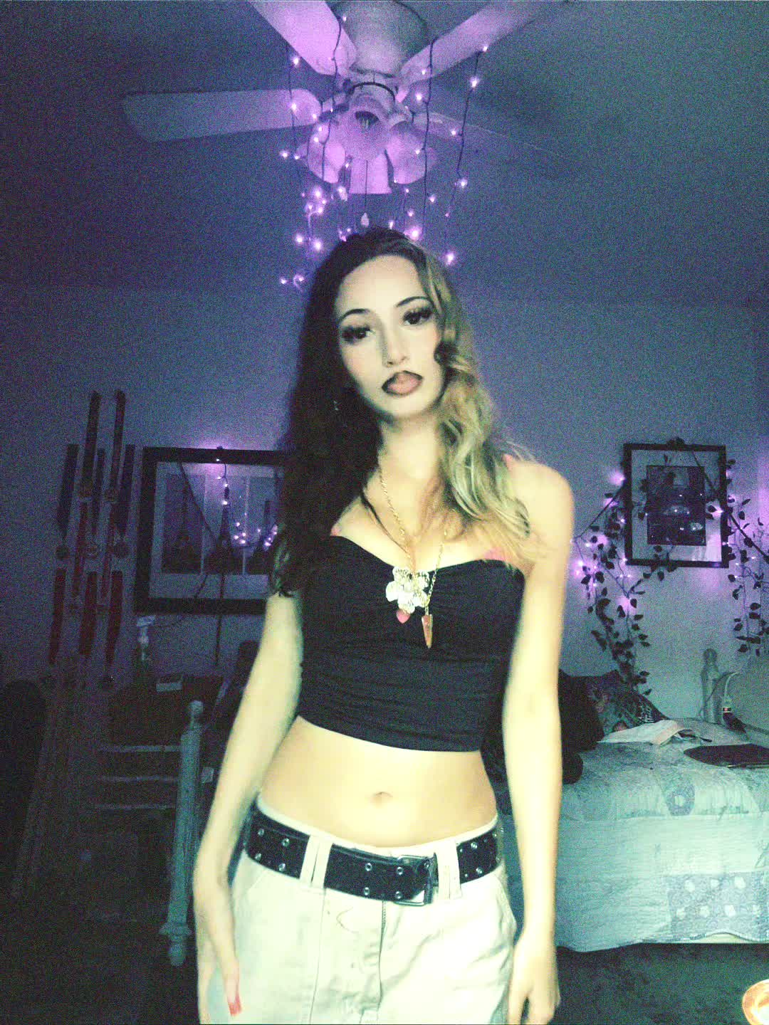 @_.yungblud.lola._