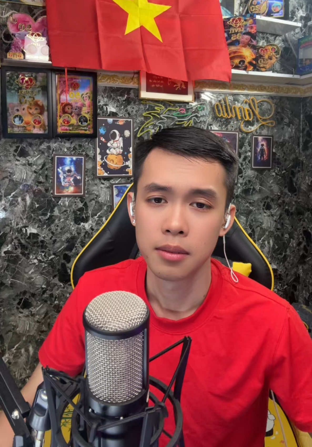 @L&acirc;m Tẽn Tẽn 🐉