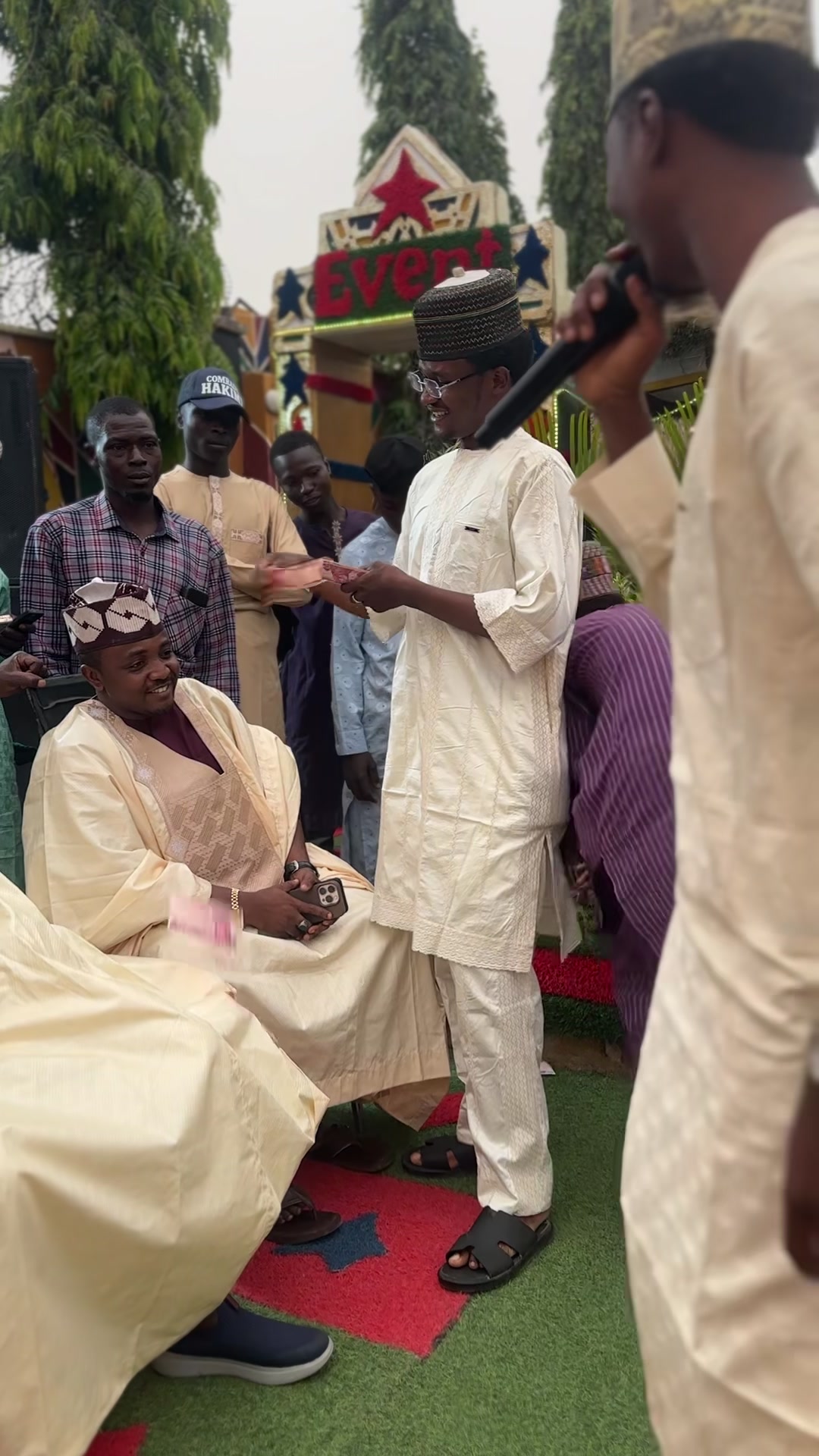 @a sadau