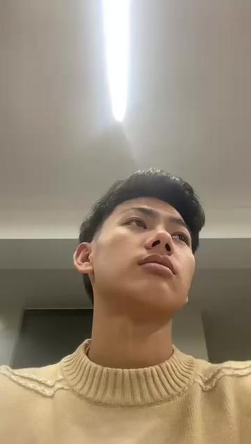 @रविन🦚