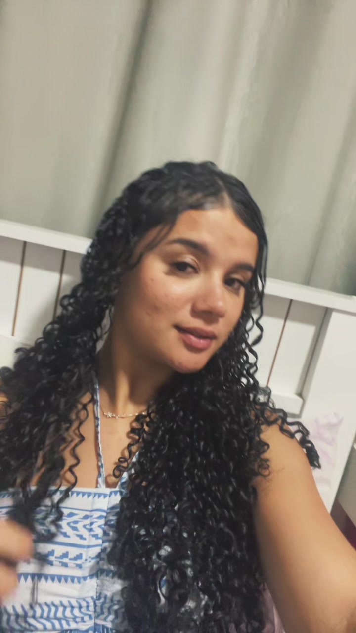 @erica_valesca