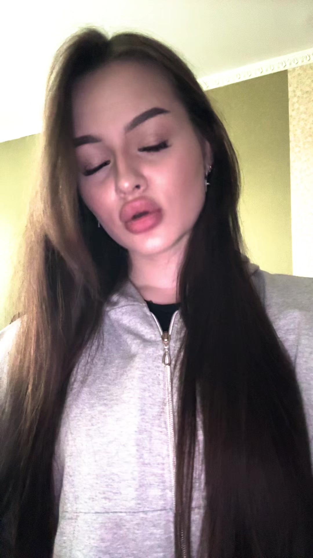 @AKELINA