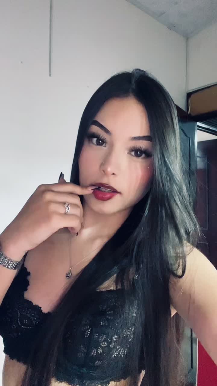@𝒮𝑜𝘧𝑖𝑎 𝑅𝑜𝒿𝑎𝑠