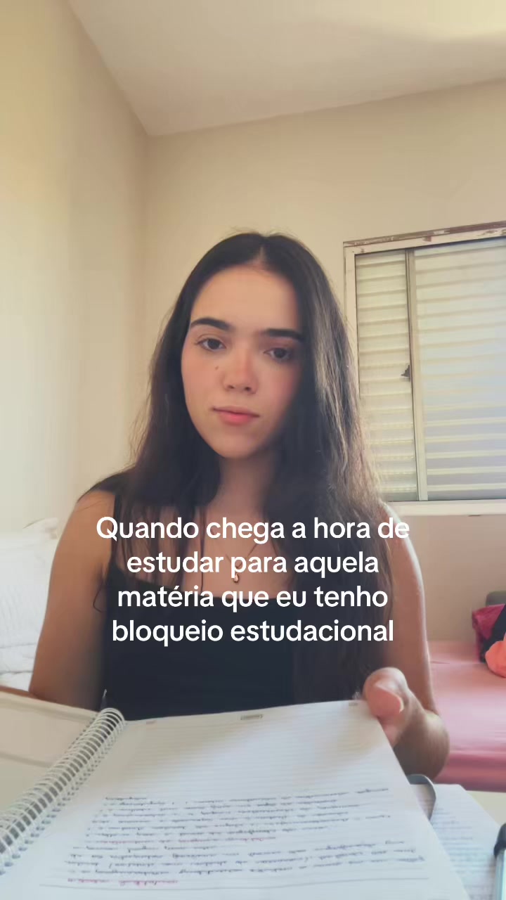 @LittleAna | Estudante de Psico
