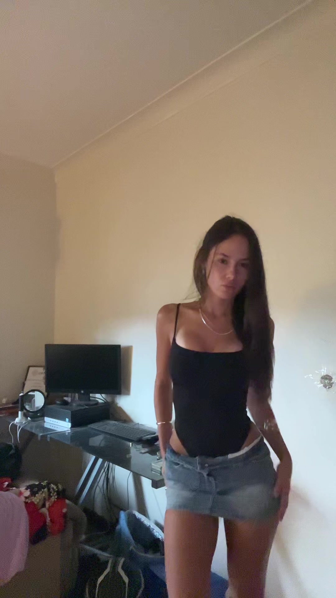@Dee