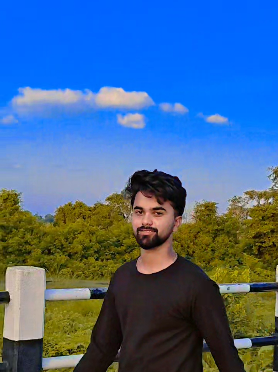 @𝙈𝙧_सिद्ध_𝙝𝙖𝙧𝙩𝙝 🦅